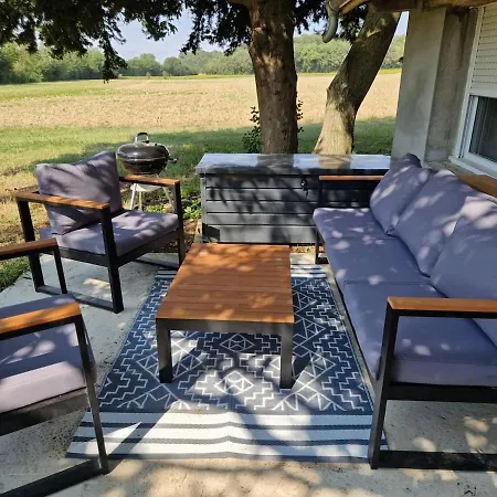 Appartement With Large Garden