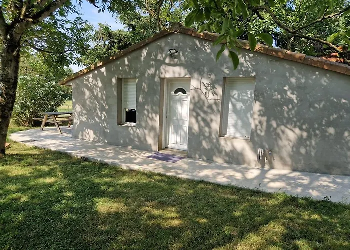 With Large Garden Rieumajou