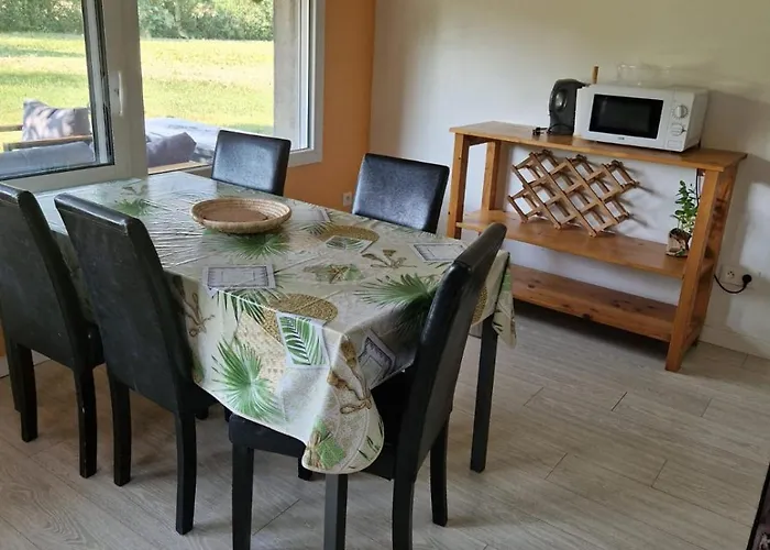 With Large Garden Appartement Rieumajou